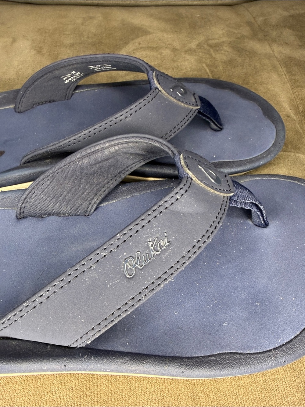 OluKai Ohana Navy Flip Flop Sandals with Cushioned Footbed - Picture 4 of 7